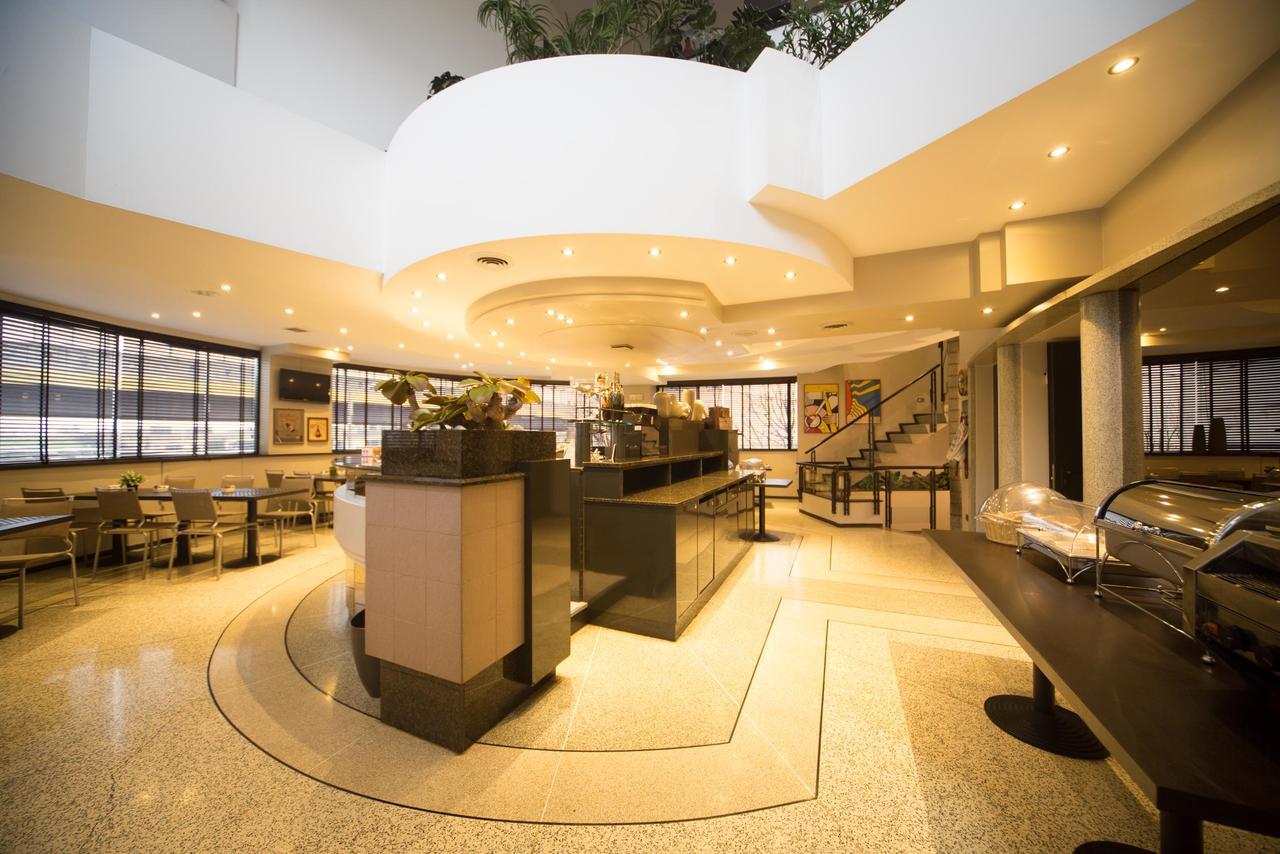 Hotel Motel Ascot Ліссоне Екстер'єр фото