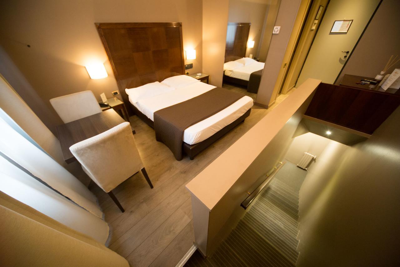 Hotel Motel Ascot Ліссоне Екстер'єр фото